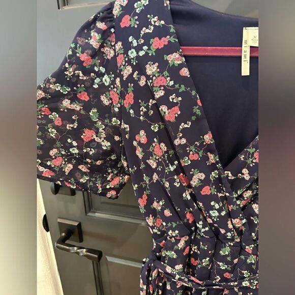 Floral dress  - Picture 4 of 6